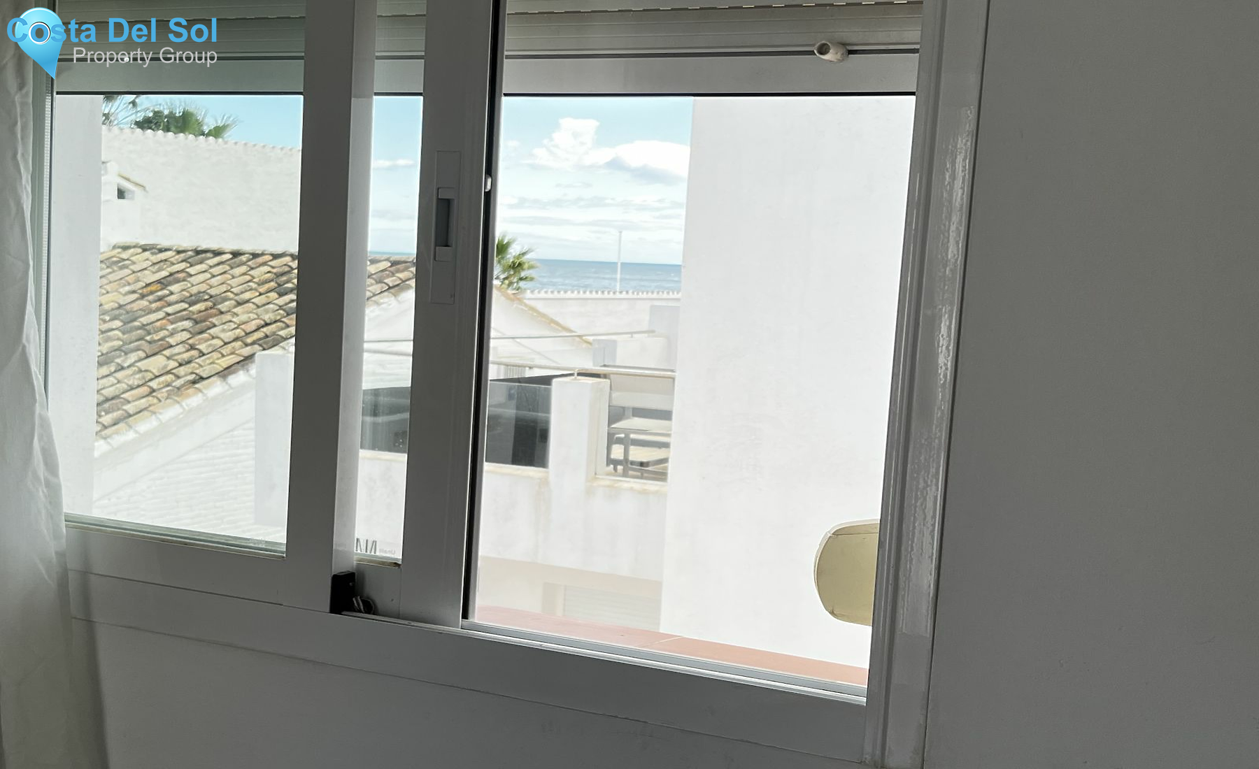 Semi-Detached House in New Golden Mile-1171828