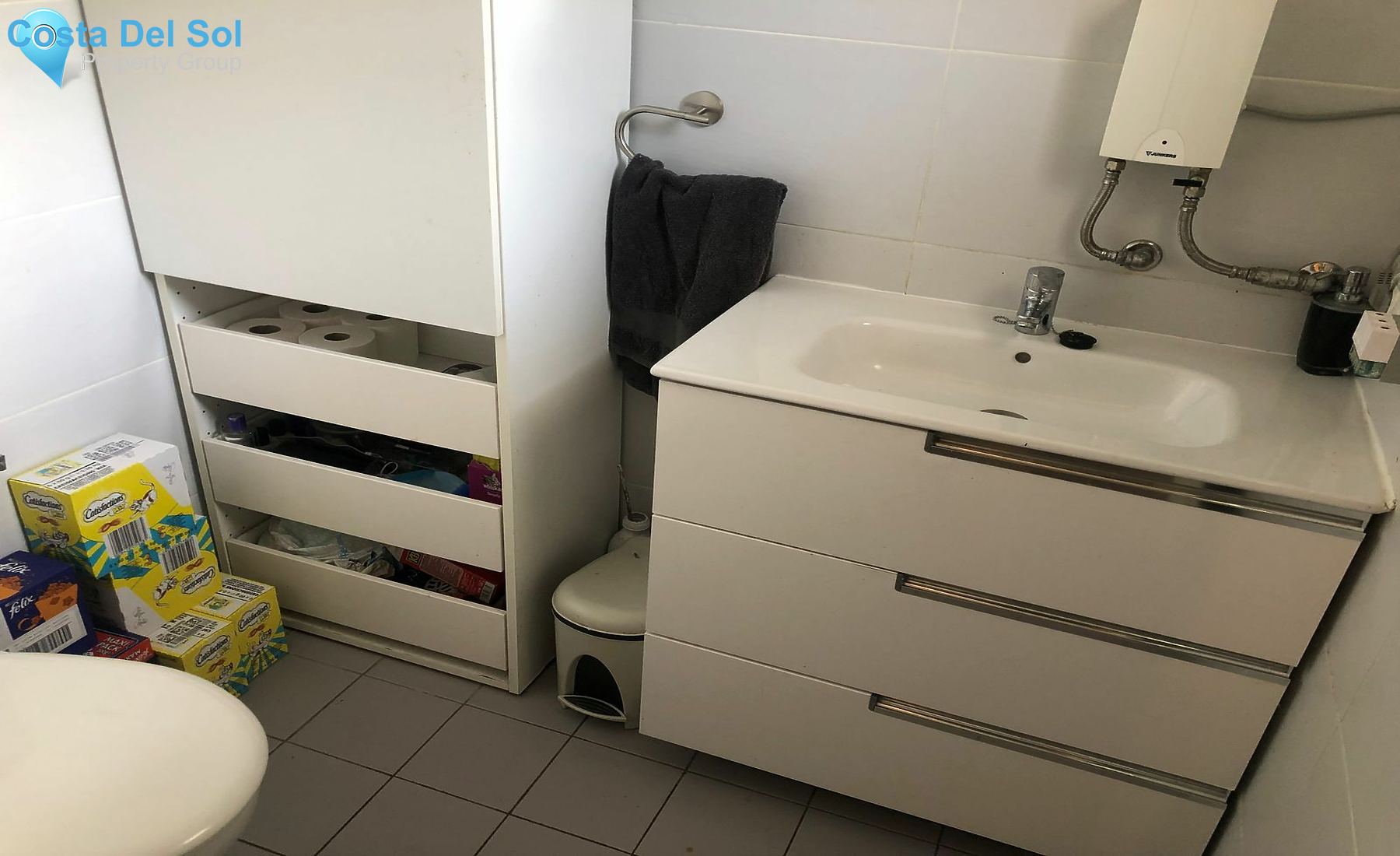 Semi-Detached House in New Golden Mile-1495817