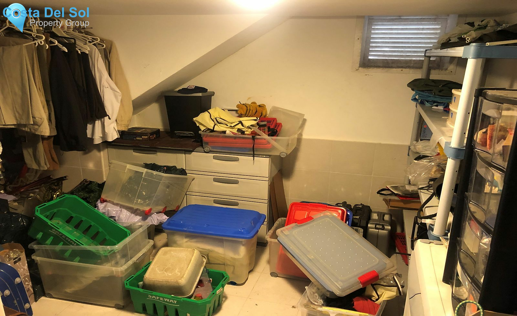 Semi-Detached House in New Golden Mile-1495820