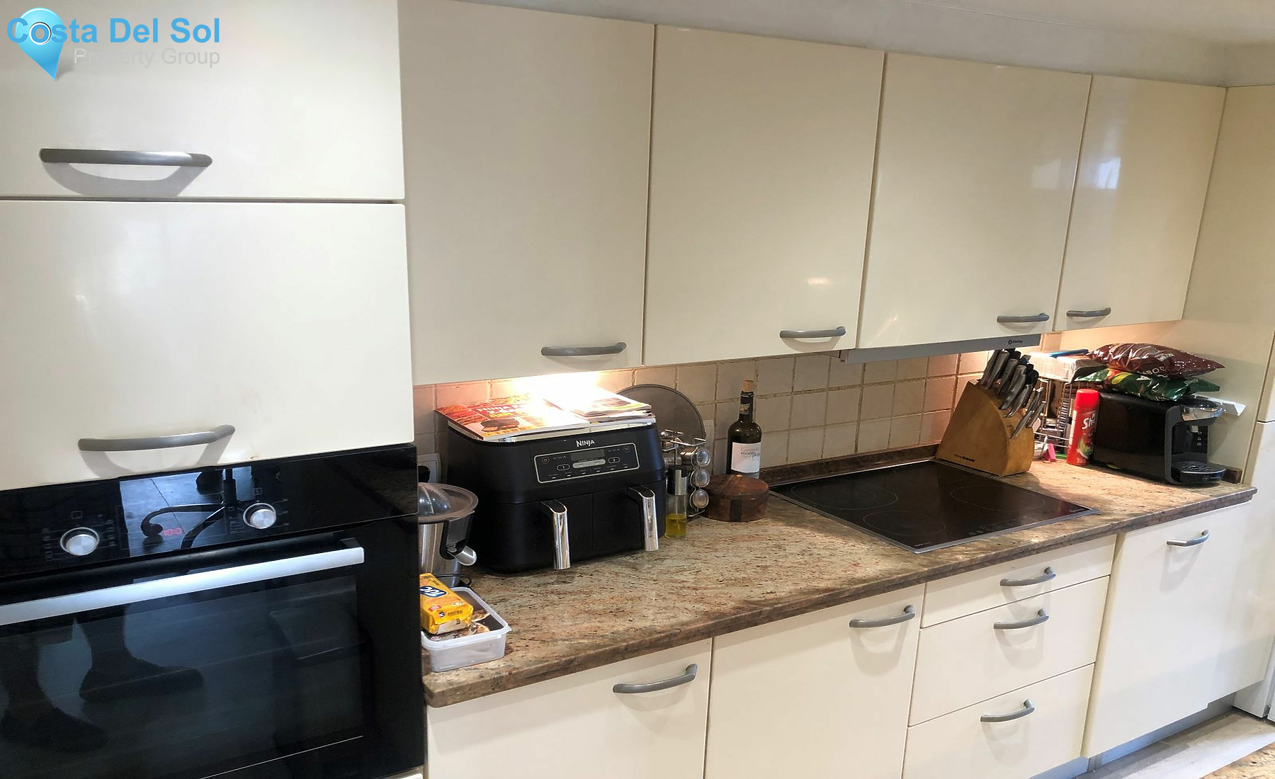 Semi-Detached House in New Golden Mile-1495808