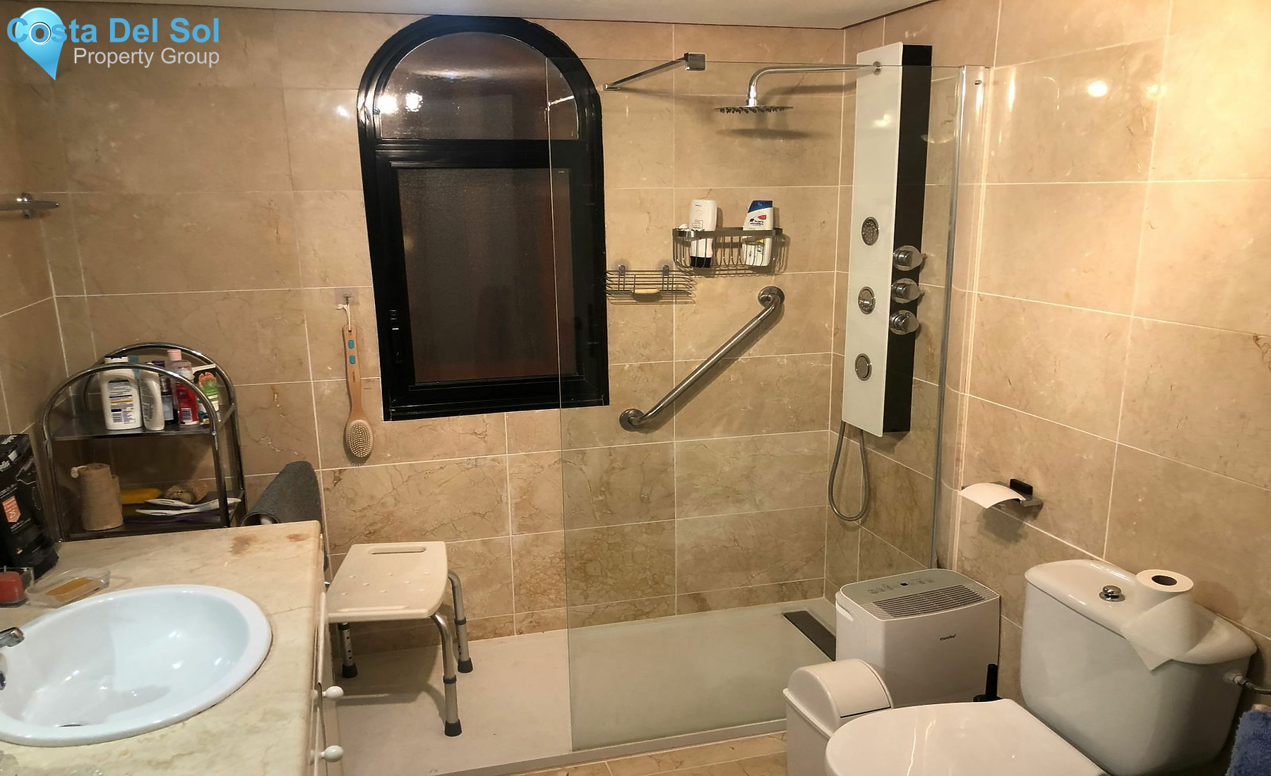 Semi-Detached House in New Golden Mile-1495812