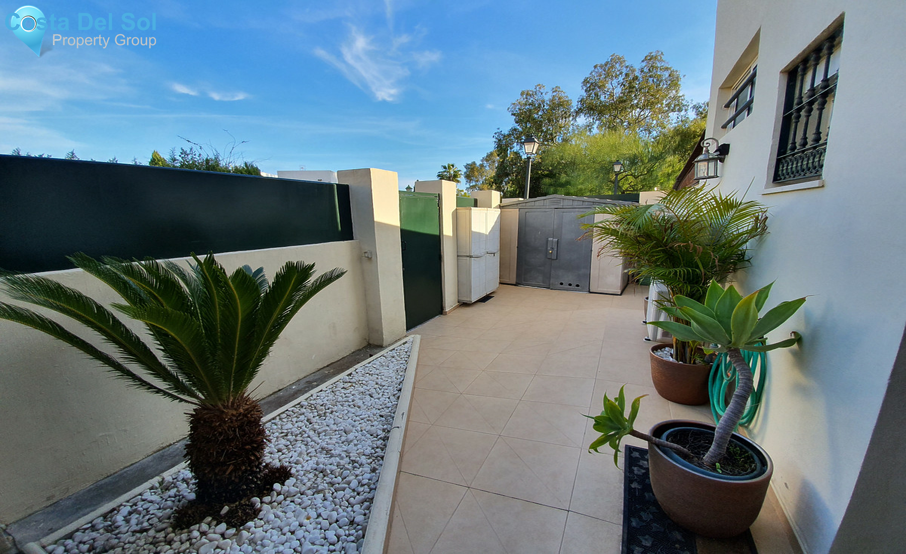 Semi-Detached House in Nueva Andalucía-1555321