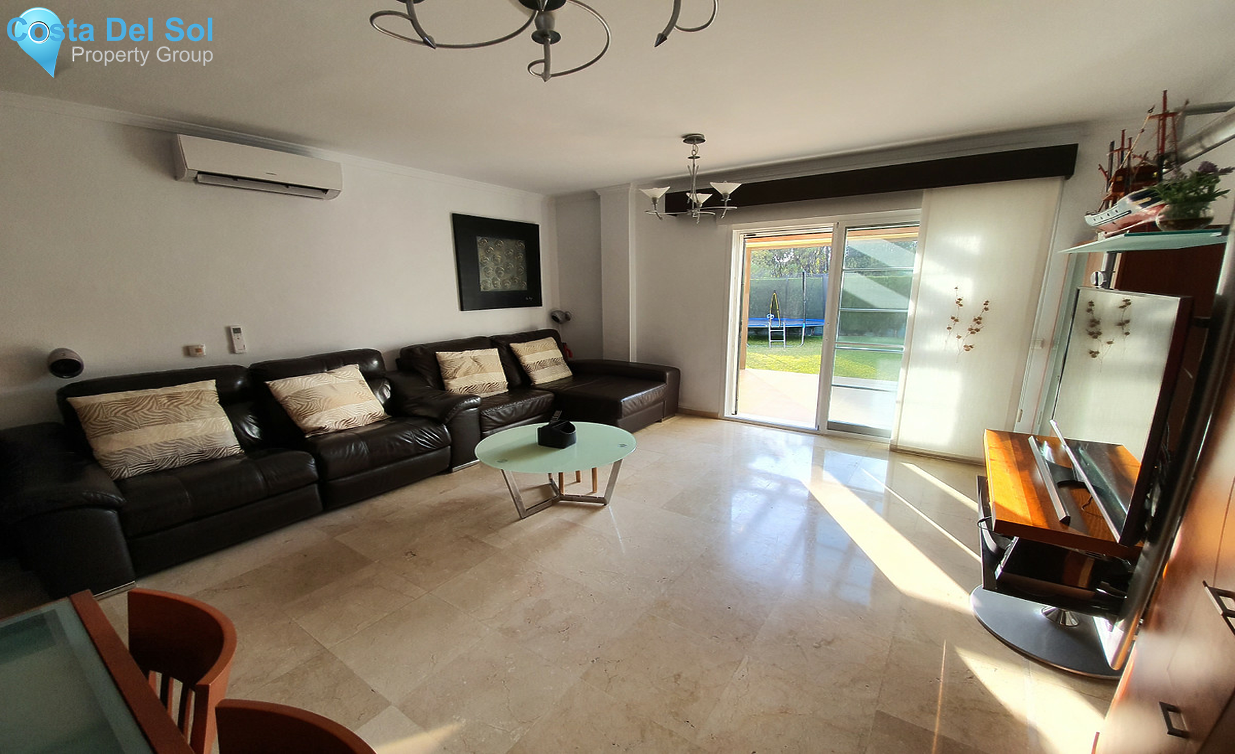 Semi-Detached House in Nueva Andalucía-1555323