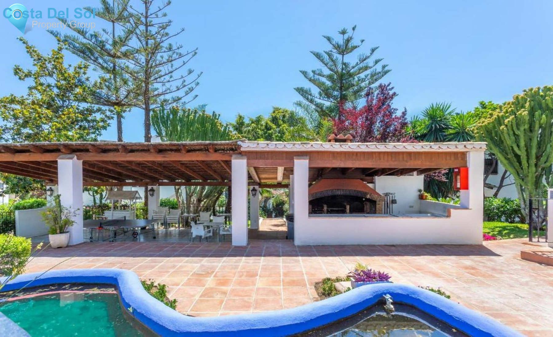 Semi-Detached House in Nueva Andalucía-1386972