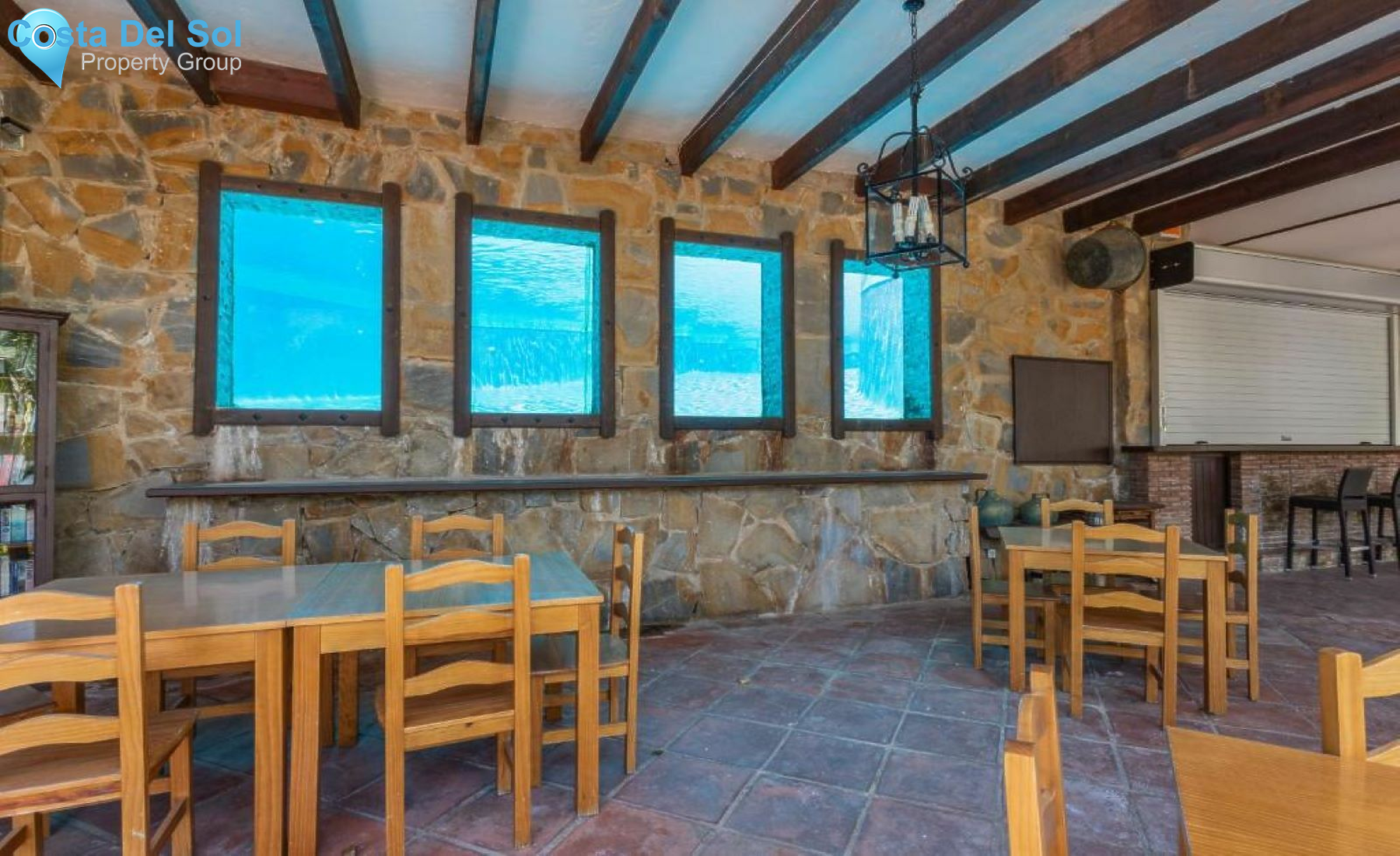 Semi-Detached House in Nueva Andalucía-1386973