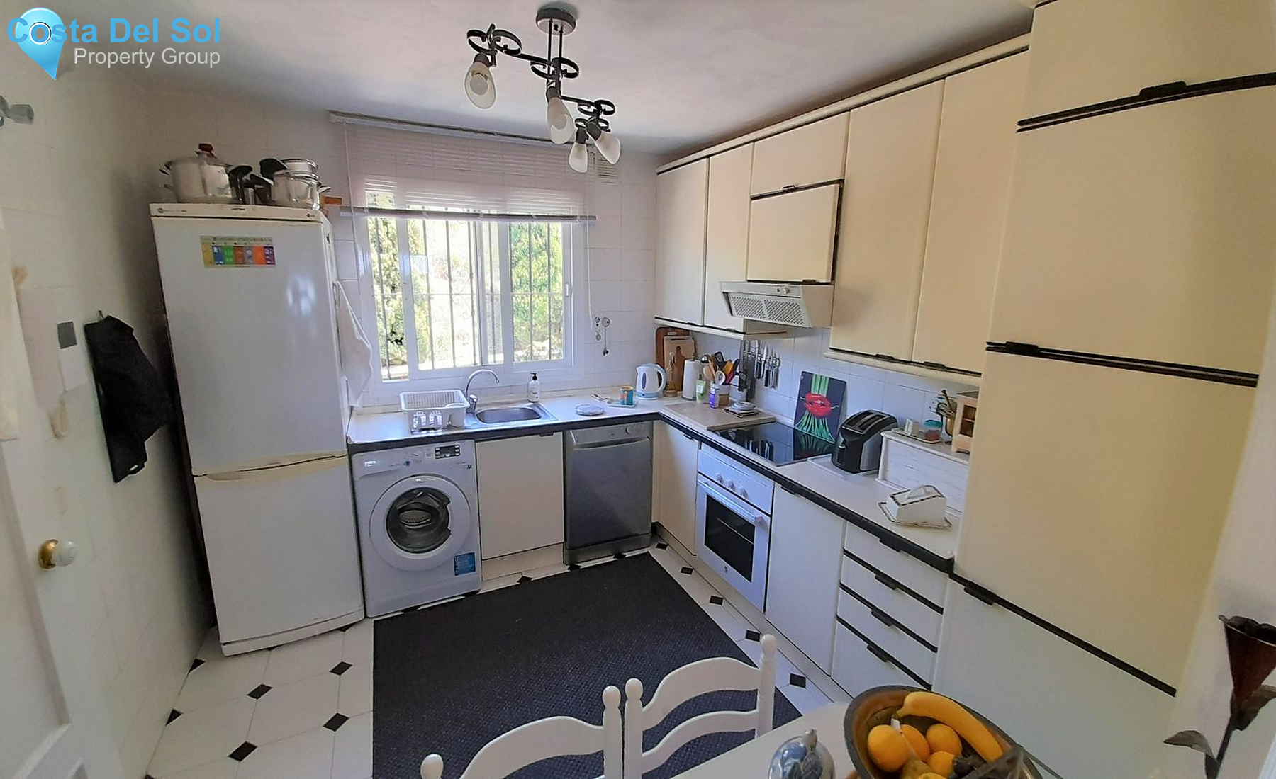 Semi-Detached House in Nueva Andalucía-1386967