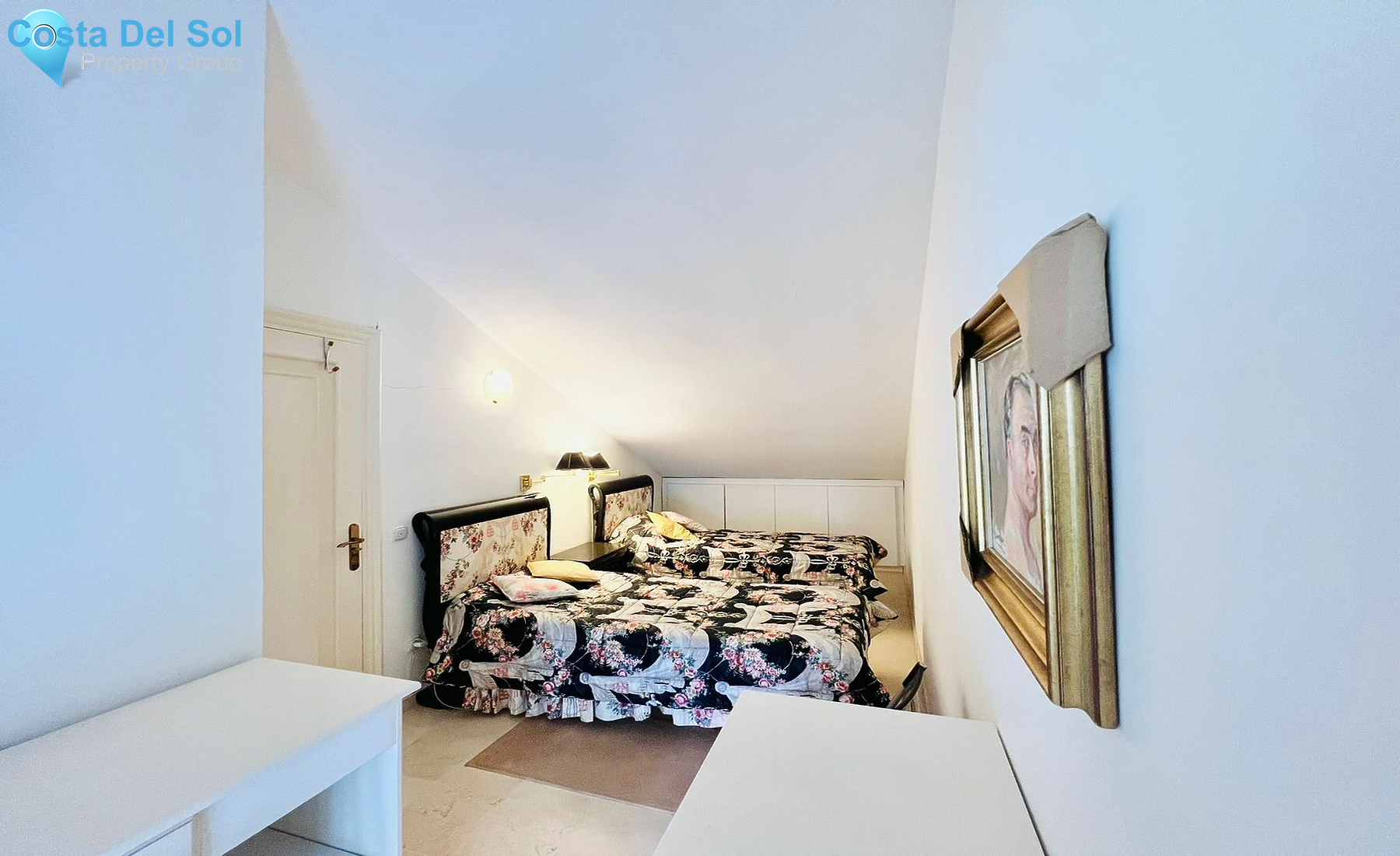 Semi-Detached House in Nueva Andalucía-1427396