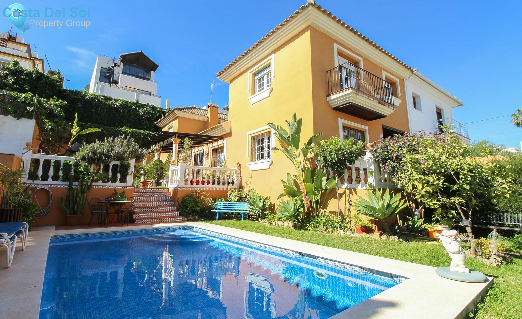 Semi-Detached House in Nueva Andalucía