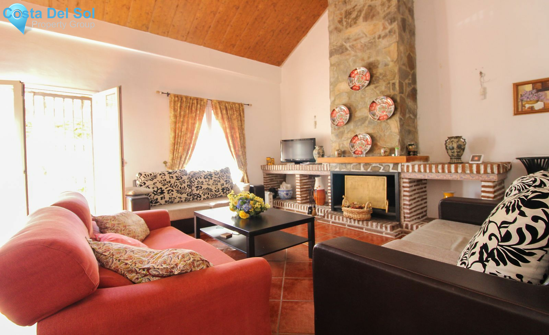 Semi-Detached House in Nueva Andalucía-1554432