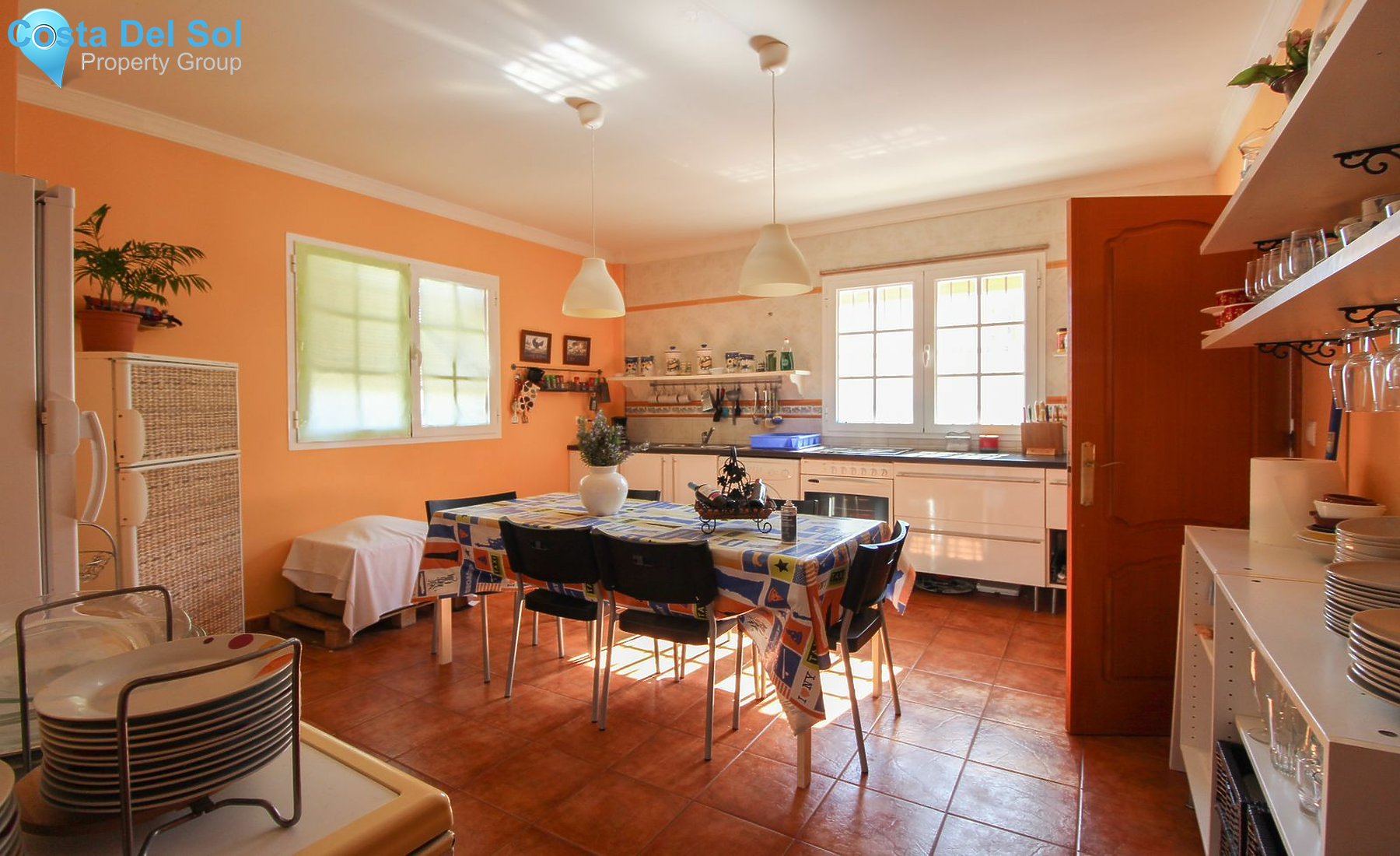 Semi-Detached House in Nueva Andalucía-1554445