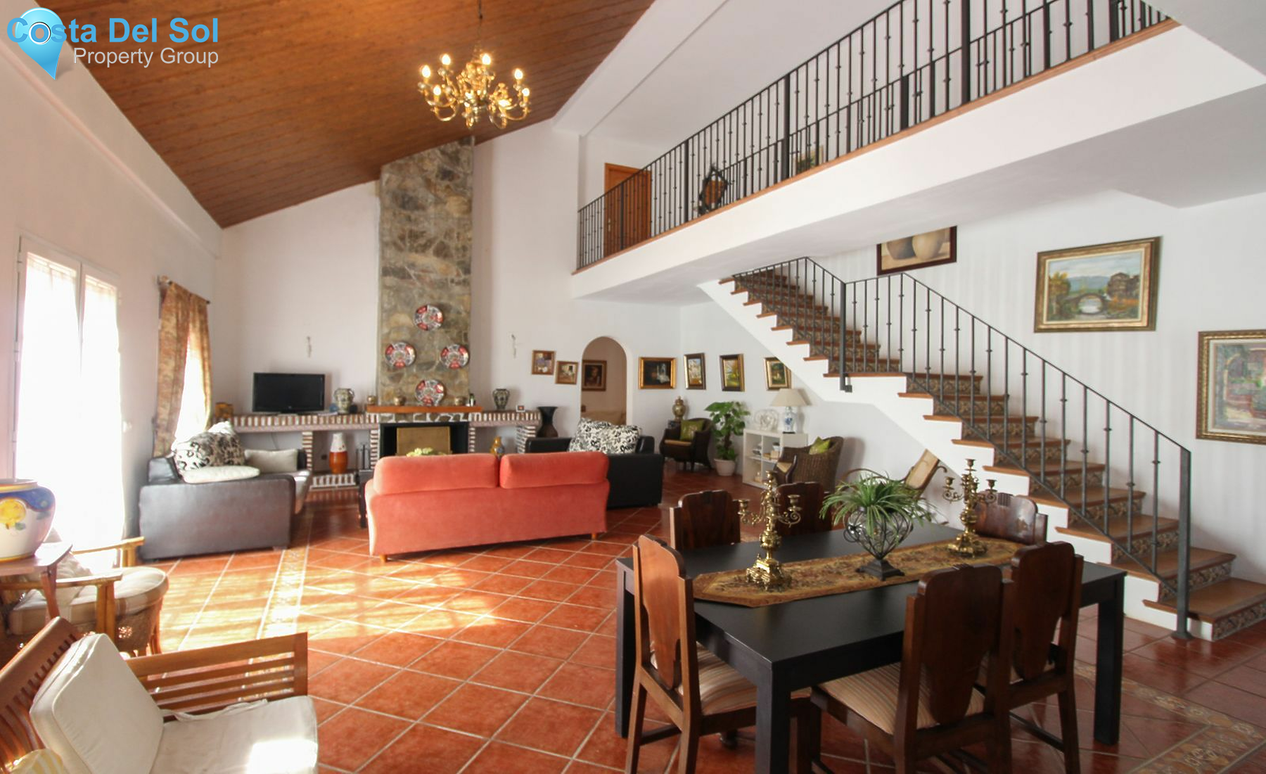 Semi-Detached House in Nueva Andalucía-1554433