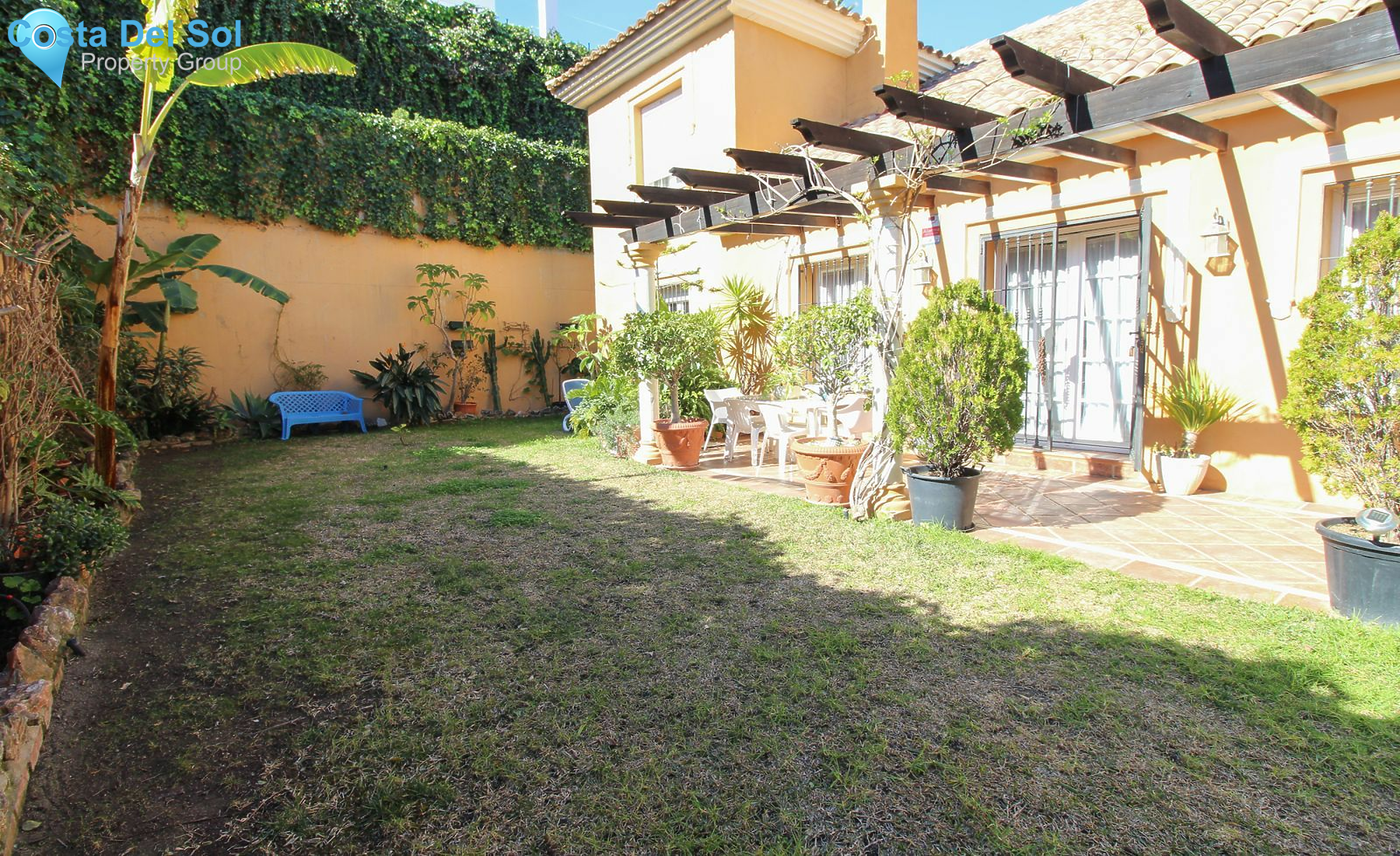 Semi-Detached House in Nueva Andalucía-1554451