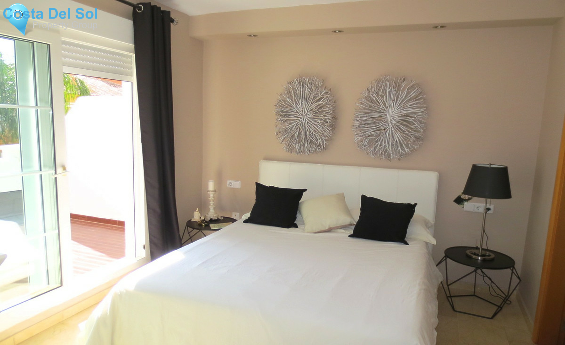 Semi-Detached House in Playamar-1367533