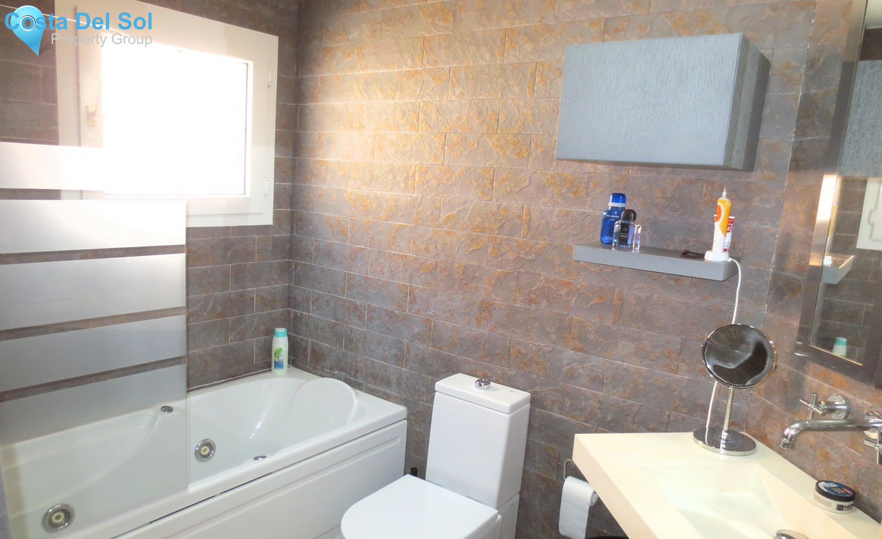 Semi-Detached House in Playamar-1367538