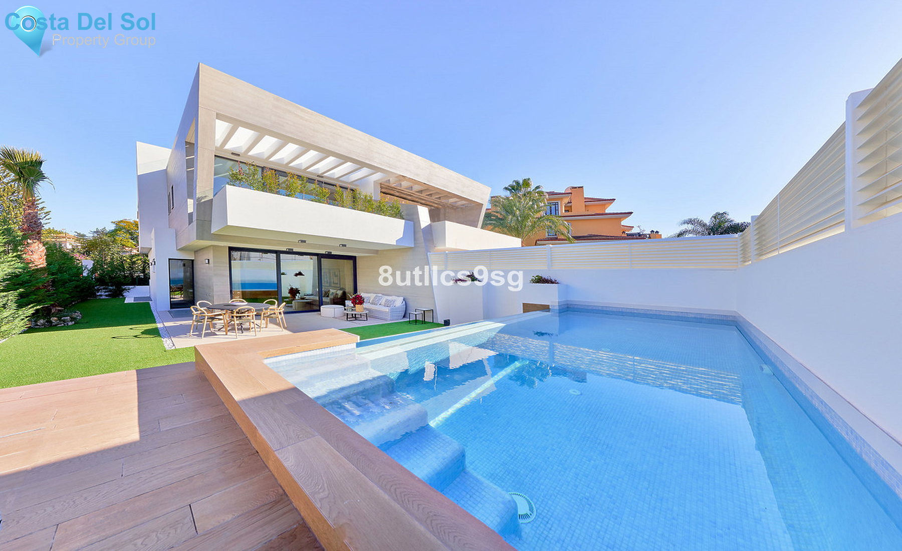Semi-Detached House in Puerto Banús-1539026