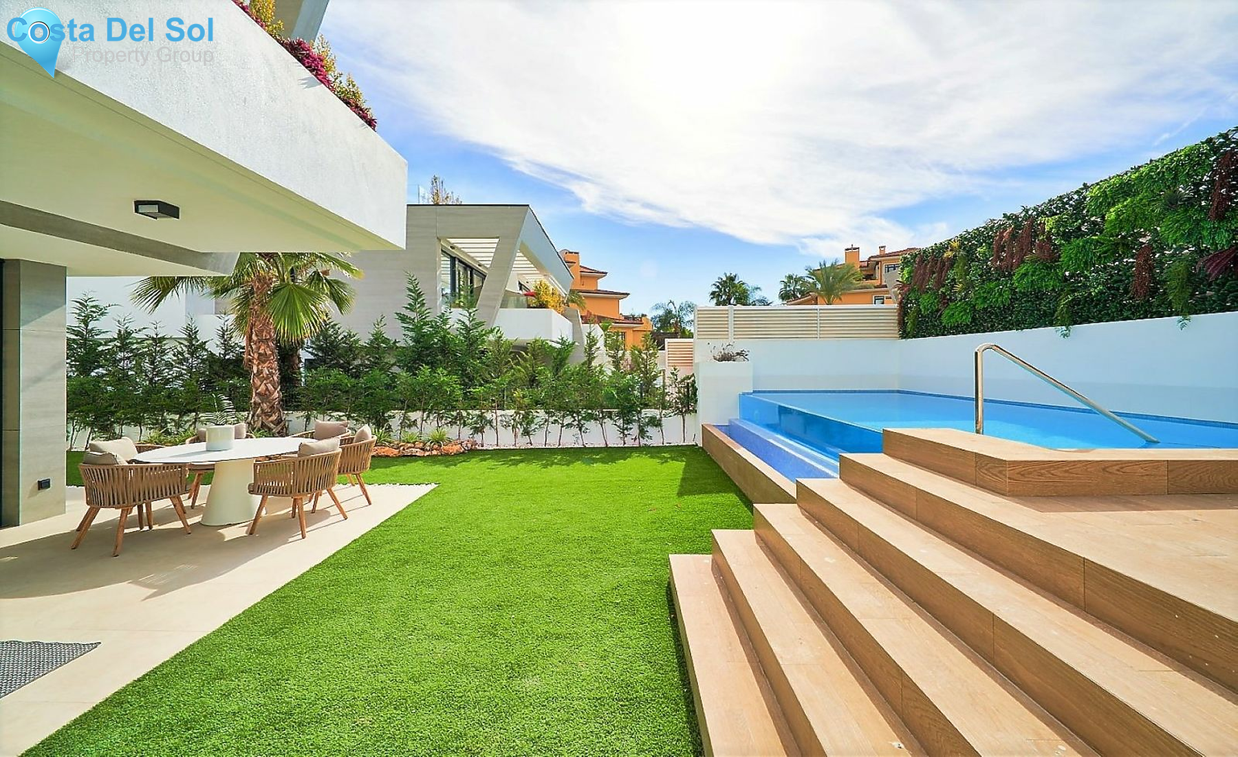 Semi-Detached House in Puerto Banús-1426181