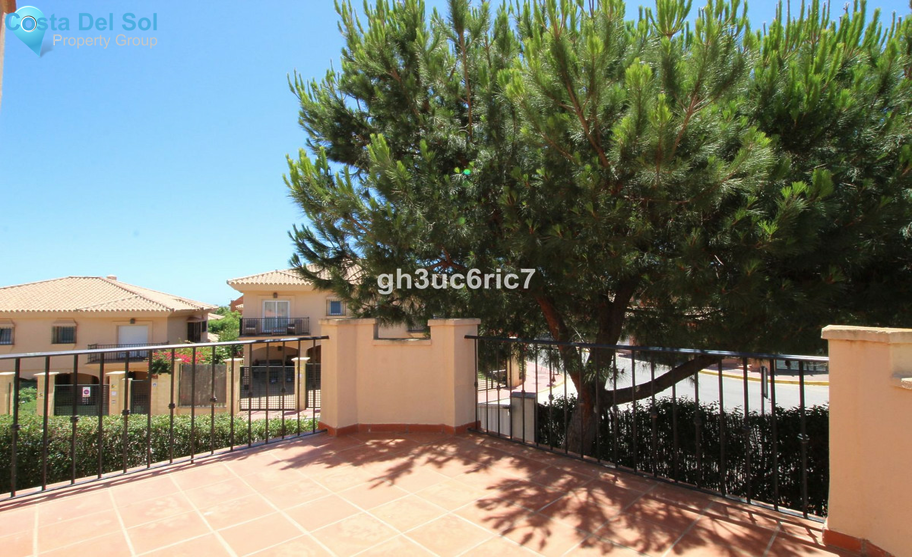 Semi-Detached House in Riviera del Sol-1241933