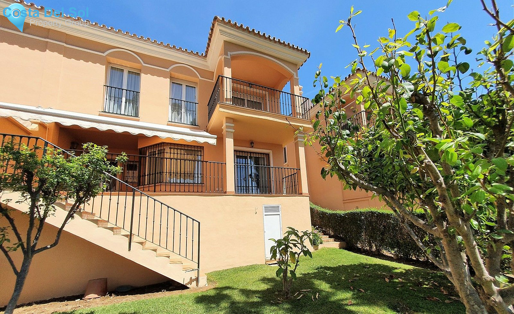 Semi-Detached House in Riviera del Sol-1253405