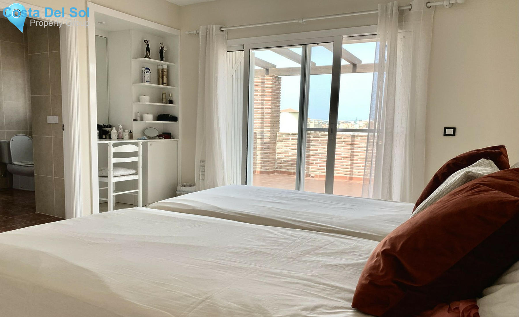 Semi-Detached House in Riviera del Sol-1275640