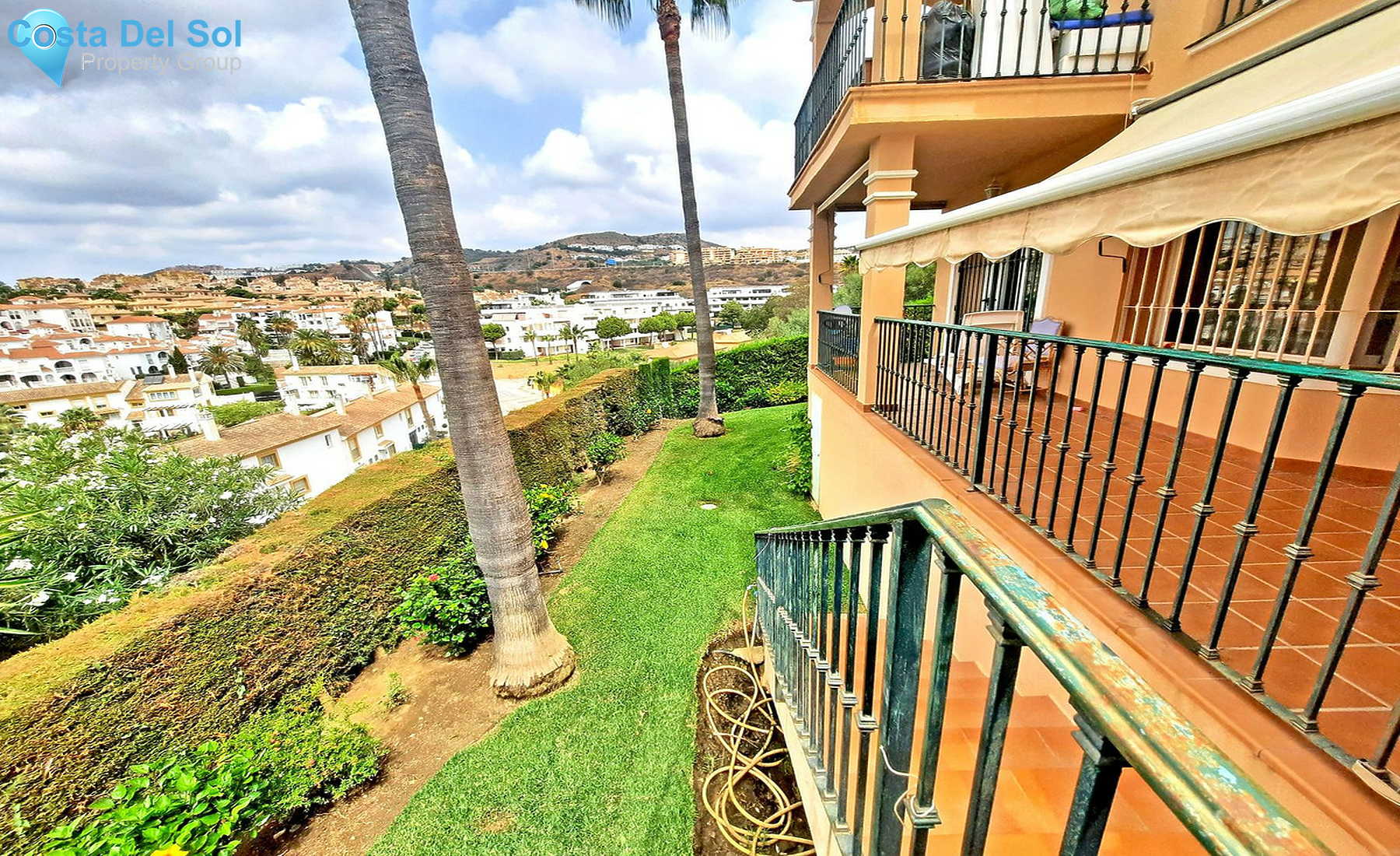 Semi-Detached House in Riviera del Sol-1416400