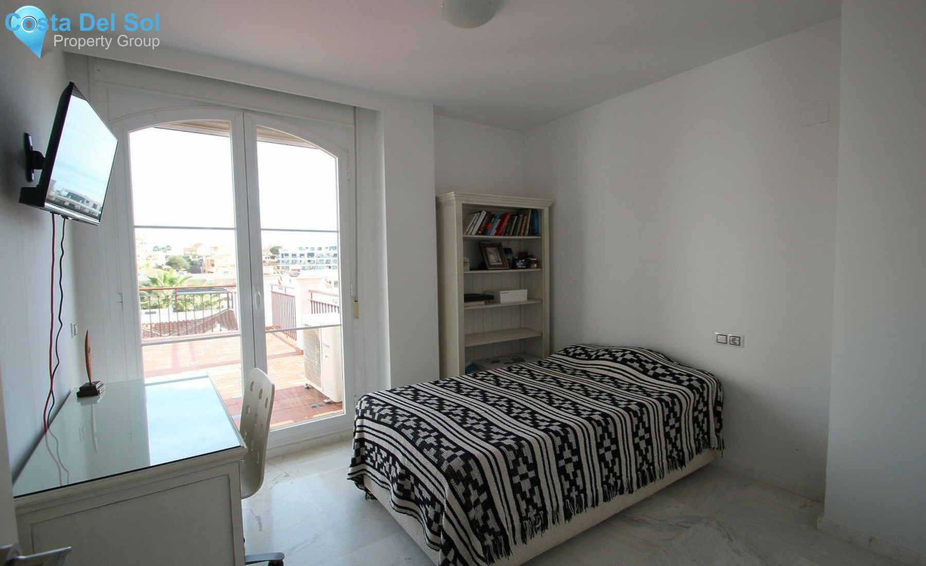 Semi-Detached House in Riviera del Sol-1522921