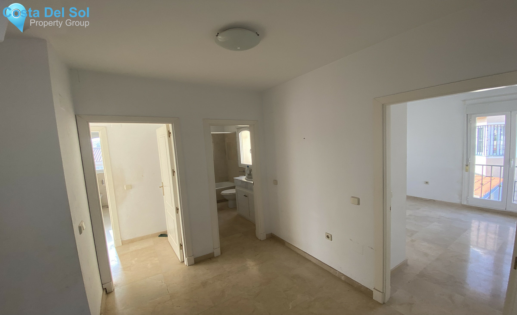 Semi-Detached House in Riviera del Sol-1560569