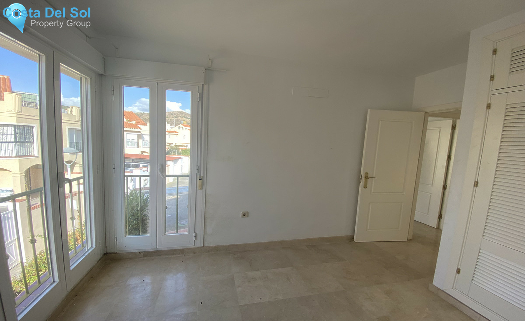 Semi-Detached House in Riviera del Sol-1560571