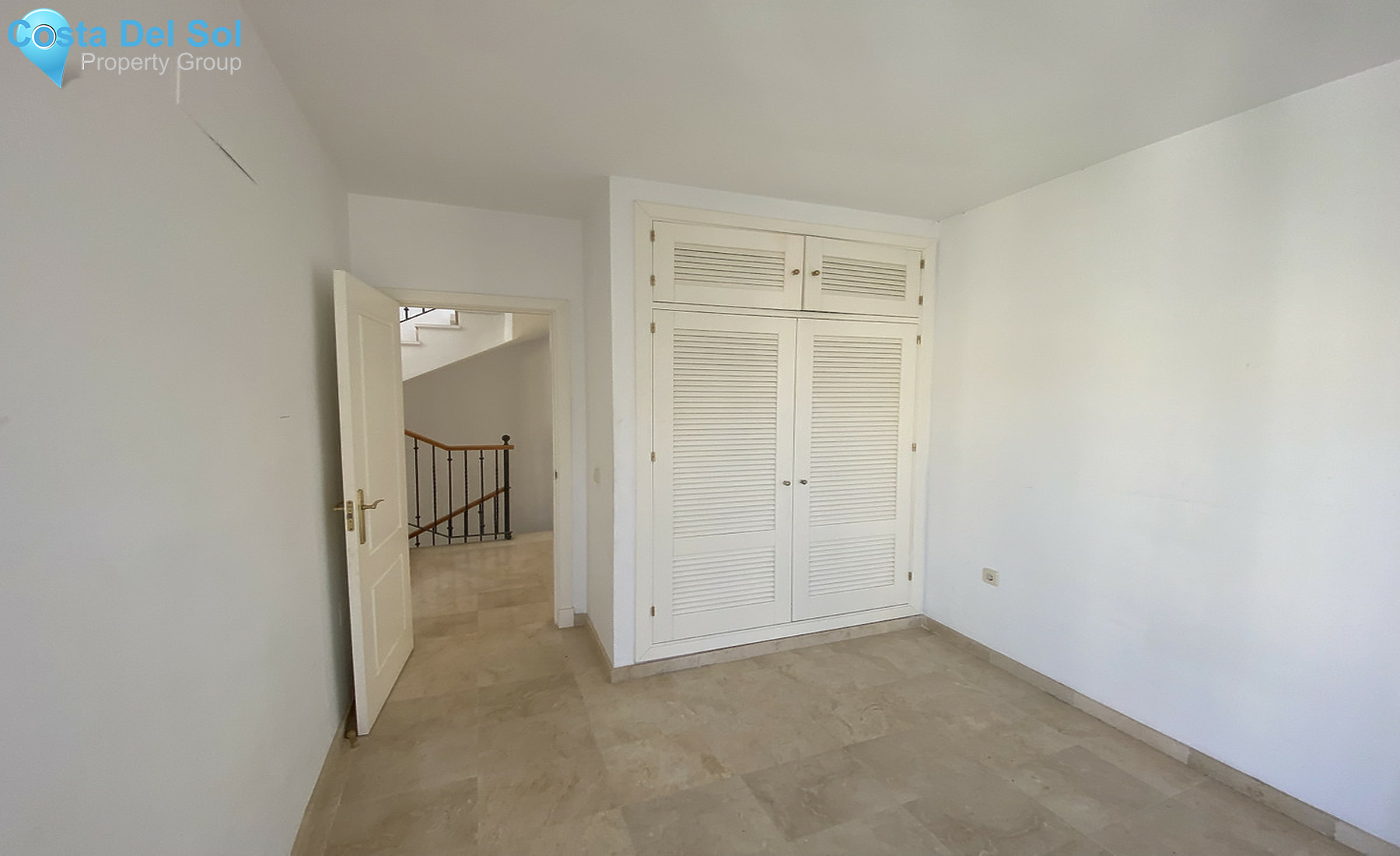 Semi-Detached House in Riviera del Sol-1560573