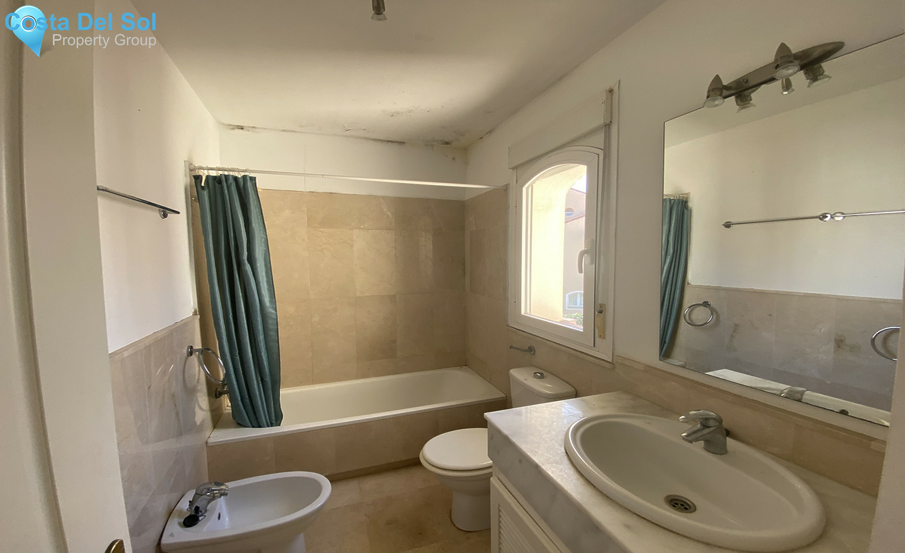 Semi-Detached House in Riviera del Sol-1560574