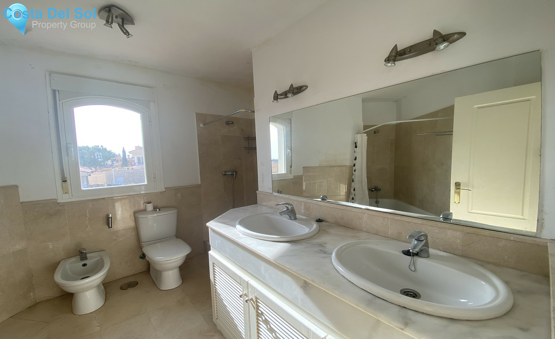 Semi-Detached House in Riviera del Sol-1560575