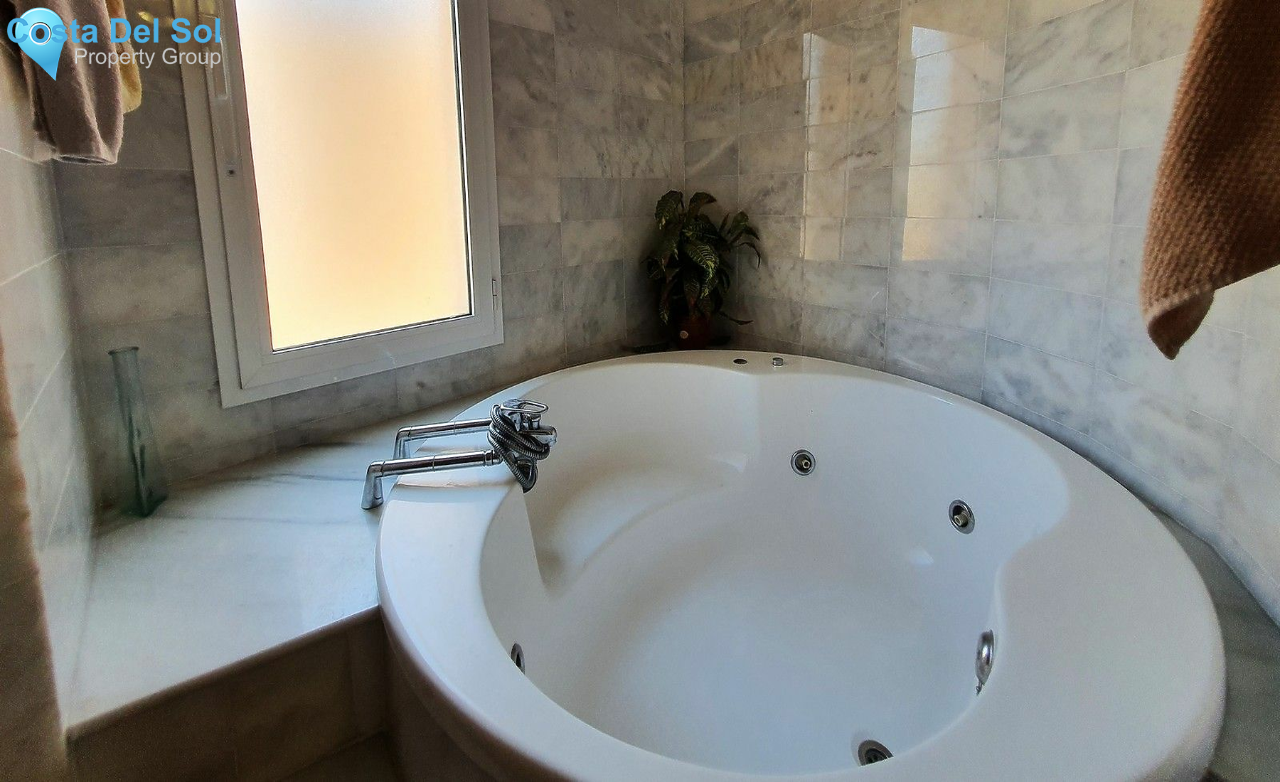 Semi-Detached House in Riviera del Sol-1152621