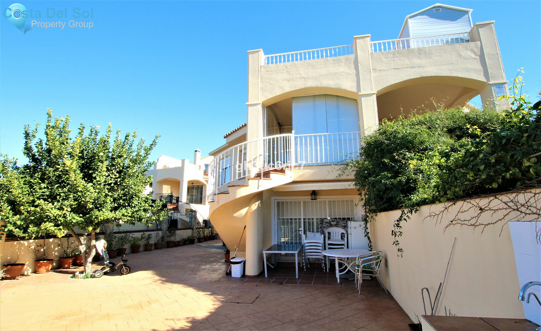 Semi-Detached House in Riviera del Sol