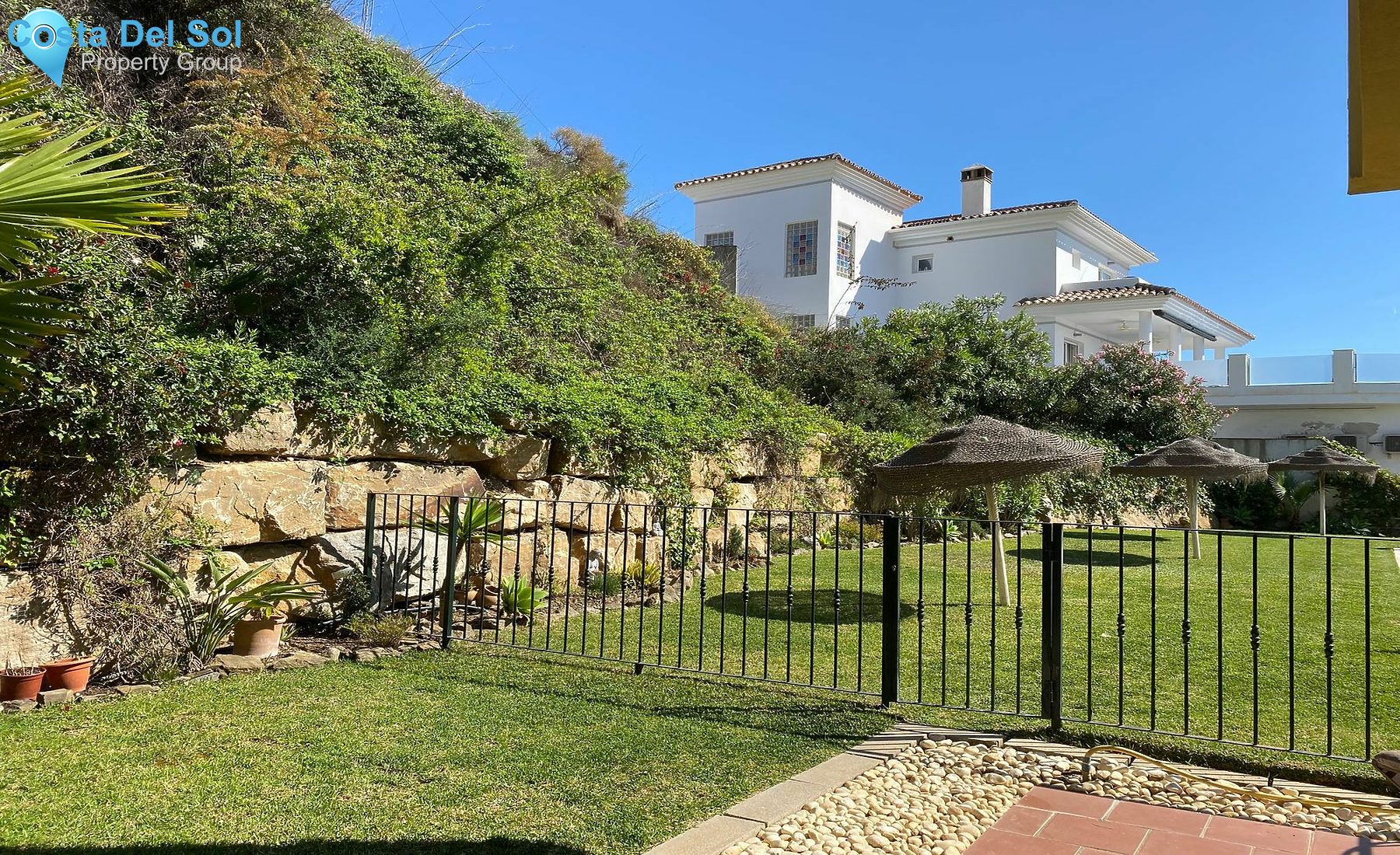 Semi-Detached House in Riviera del Sol-1417003