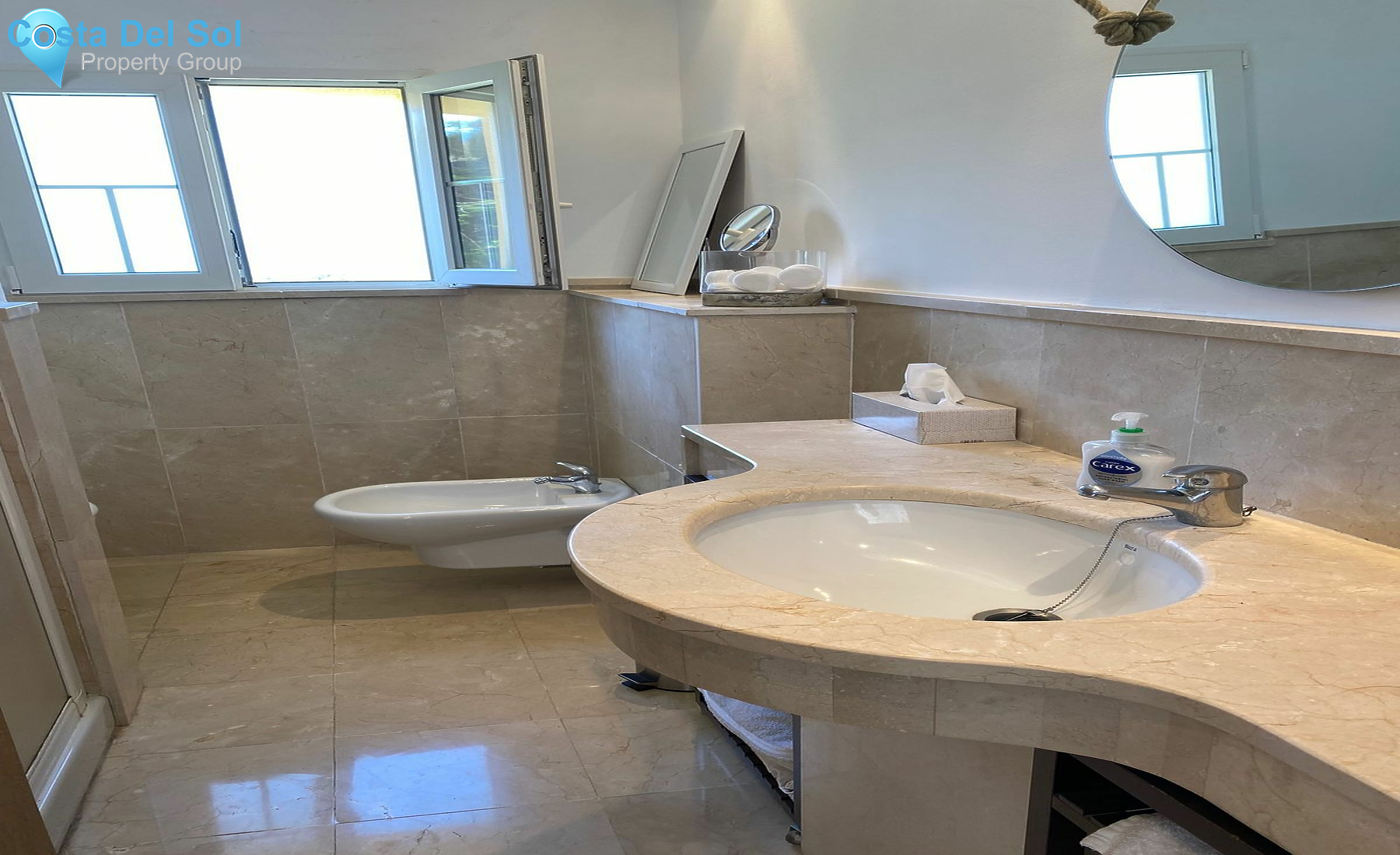 Semi-Detached House in Riviera del Sol-1417008