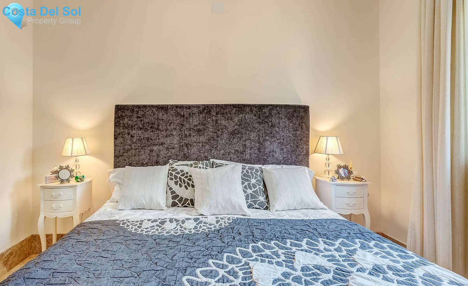 Semi-Detached House in Santa Clara-1280350