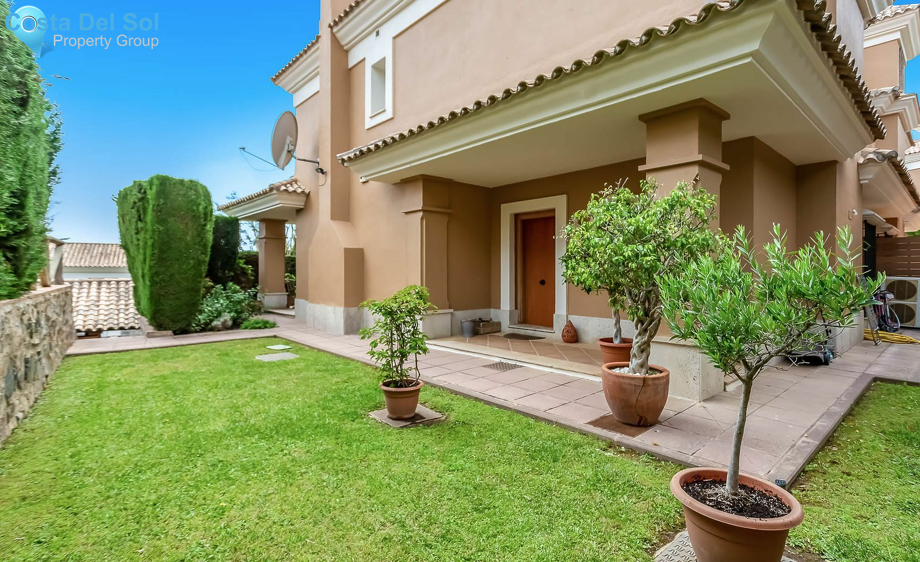 Semi-Detached House in Santa Clara