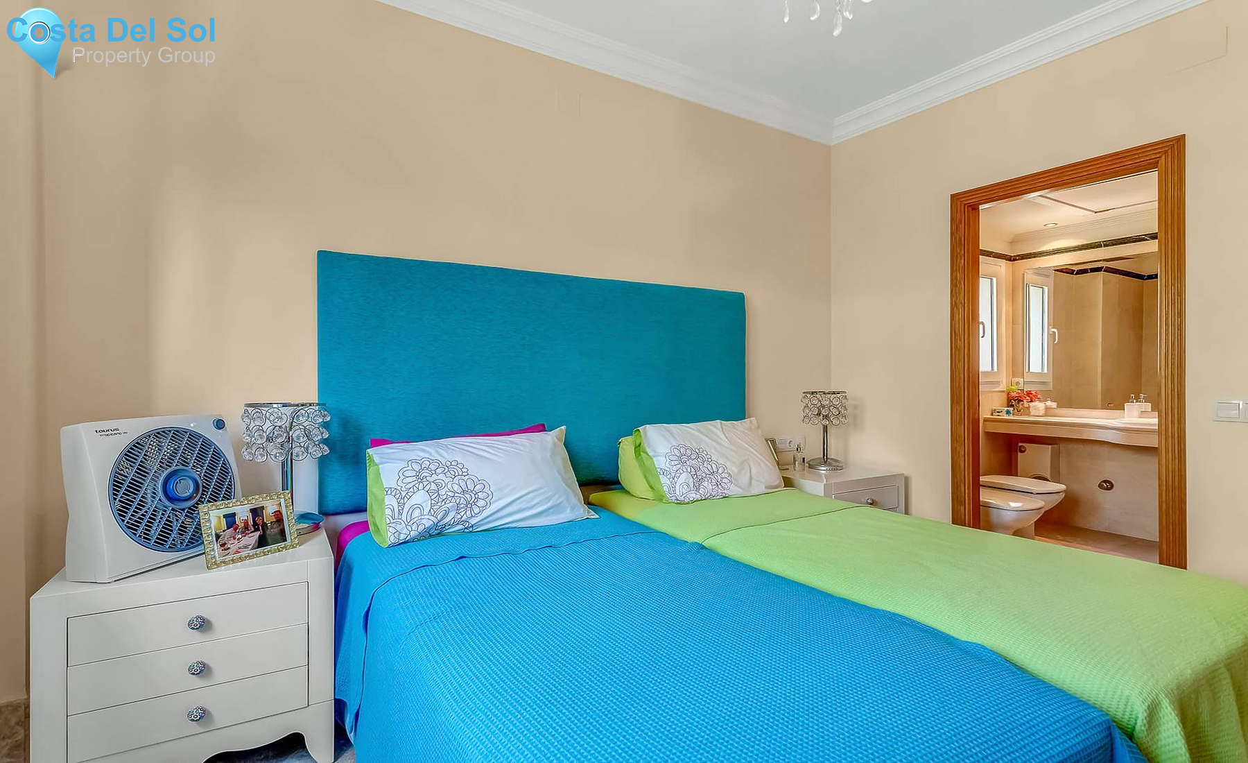 Semi-Detached House in Santa Clara-1198931