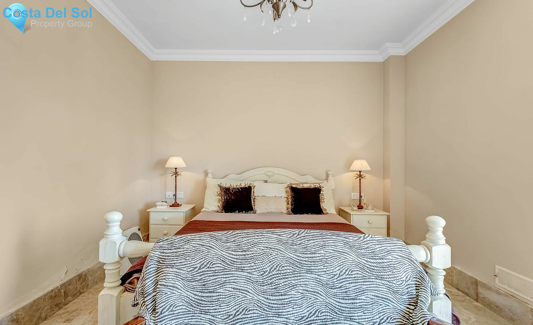 Semi-Detached House in Santa Clara-1198929