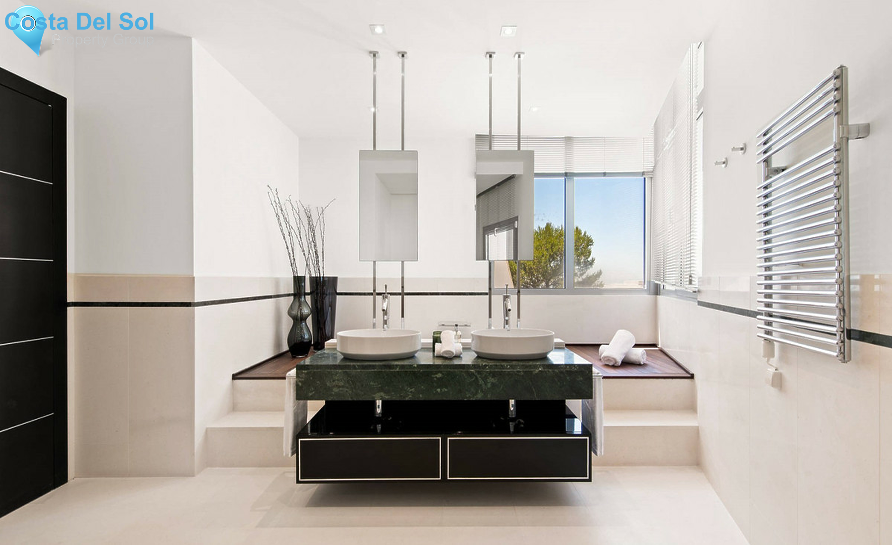 Semi-Detached House in Sierra Blanca-1322272