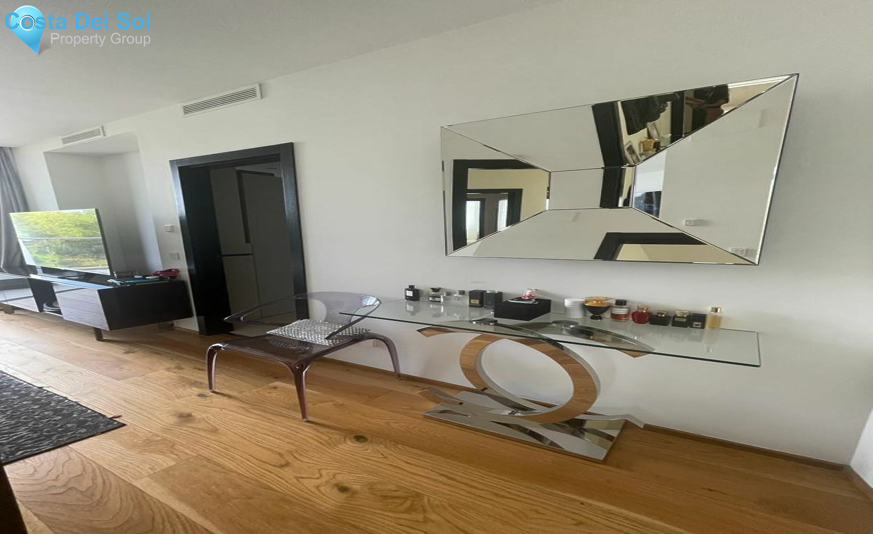 Semi-Detached House in Sierra Blanca-1552115