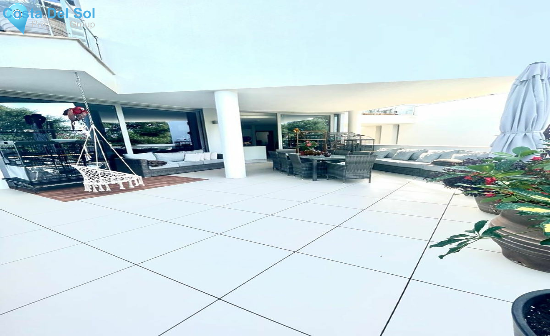 Semi-Detached House in Sierra Blanca-1552122