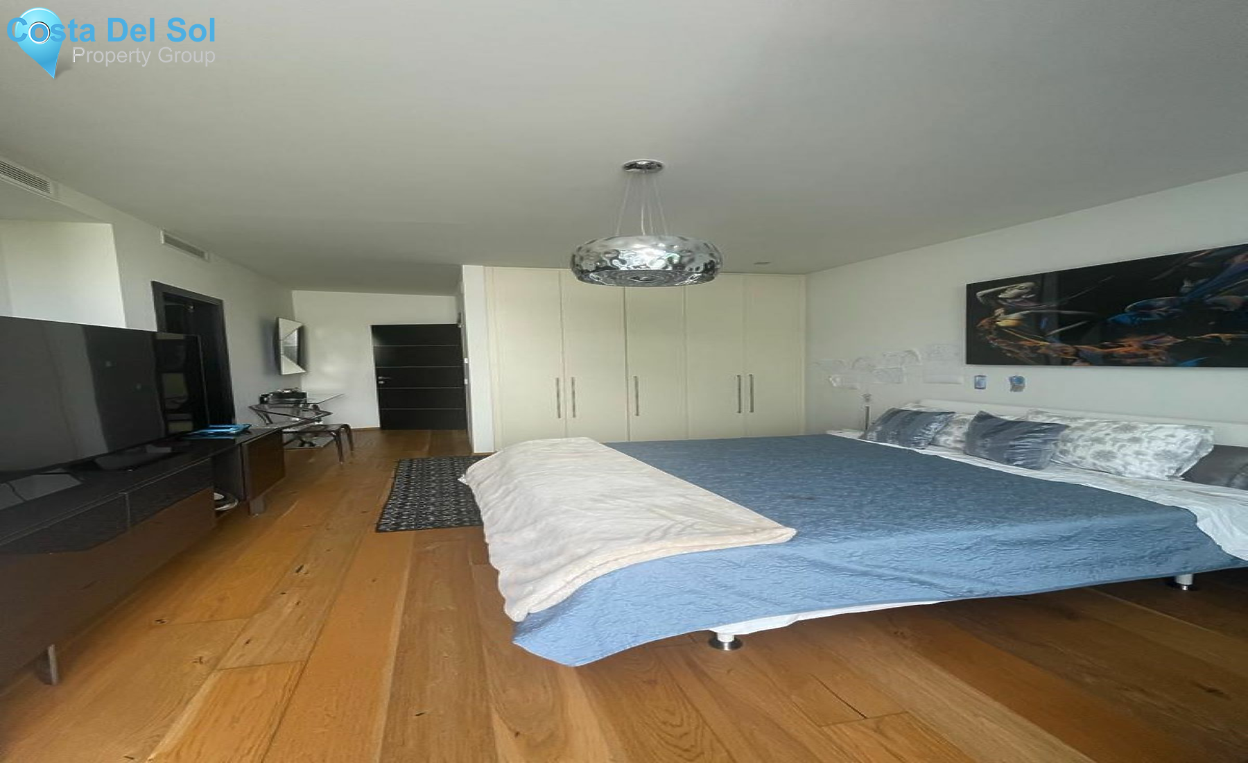 Semi-Detached House in Sierra Blanca-1552108