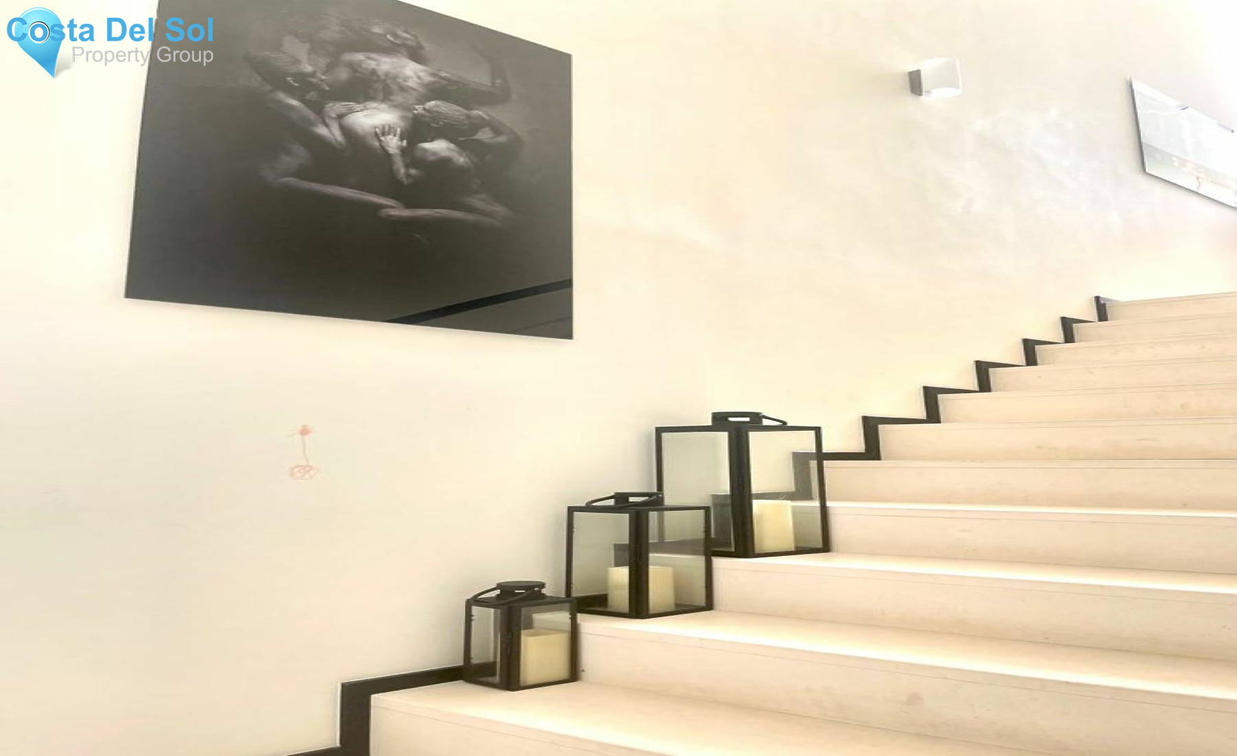 Semi-Detached House in Sierra Blanca-1552110