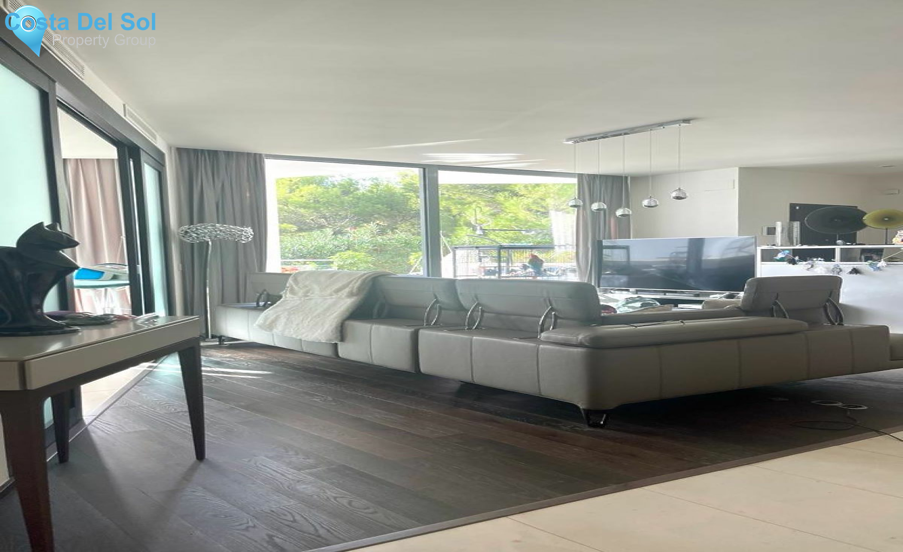 Semi-Detached House in Sierra Blanca-1552112