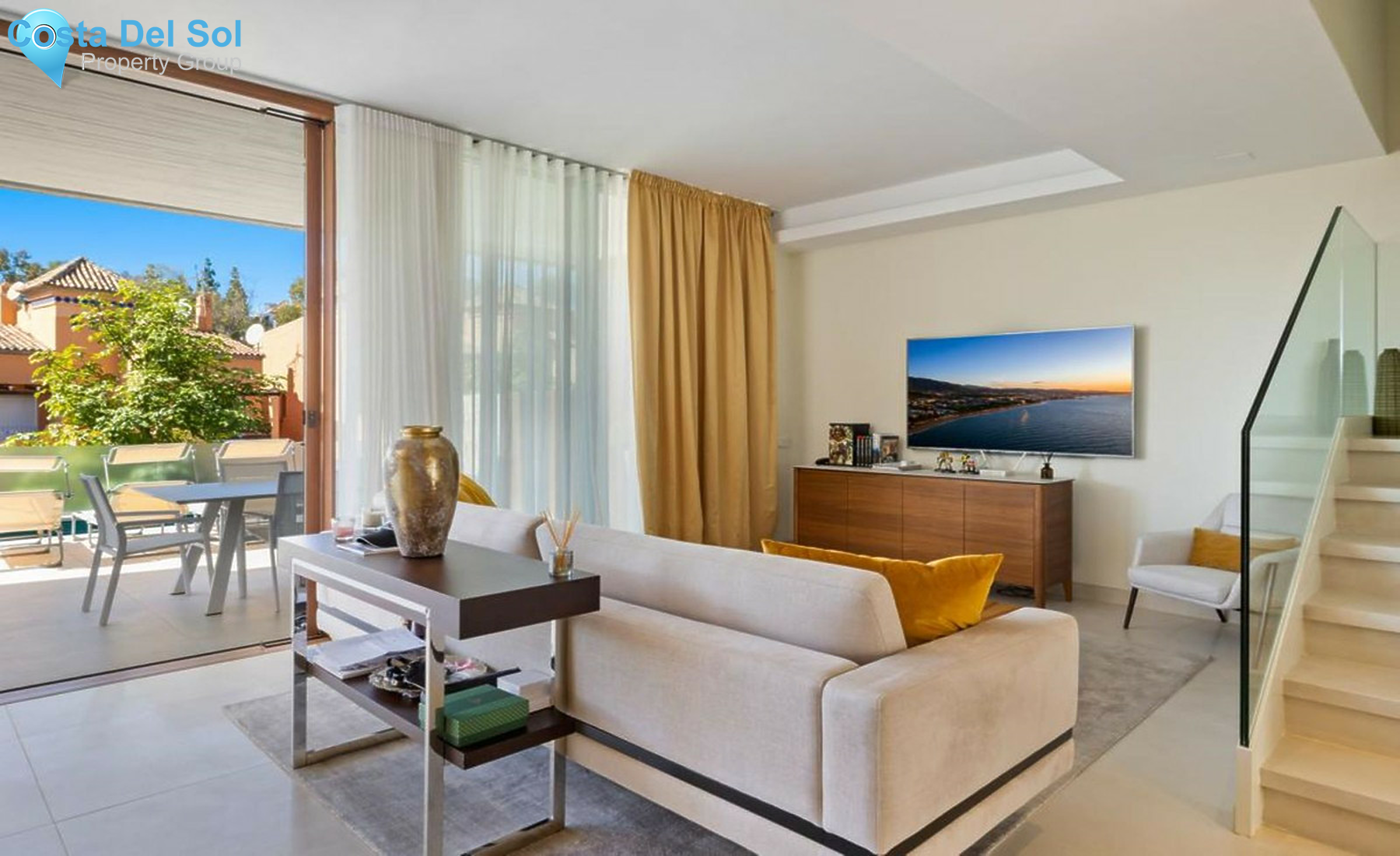 Semi-Detached House in The Golden Mile-1451626