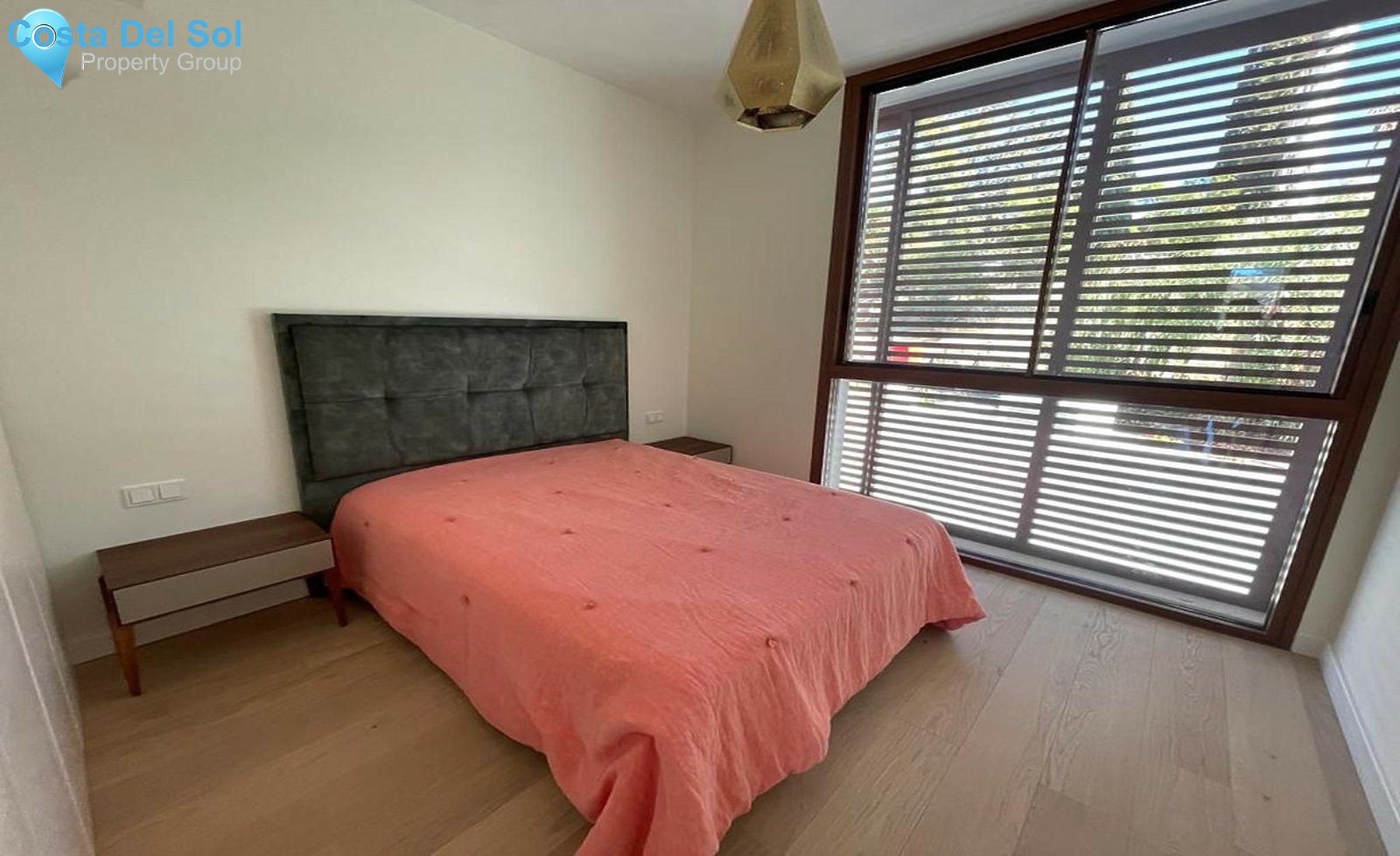 Semi-Detached House in The Golden Mile-1502731