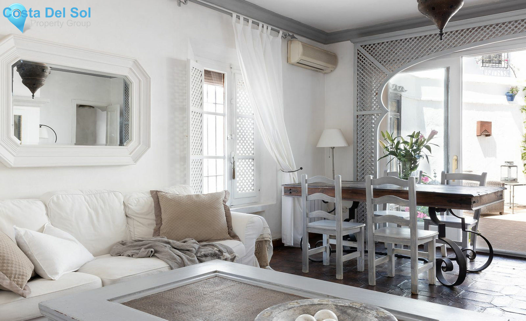 Semi-Detached House in The Golden Mile