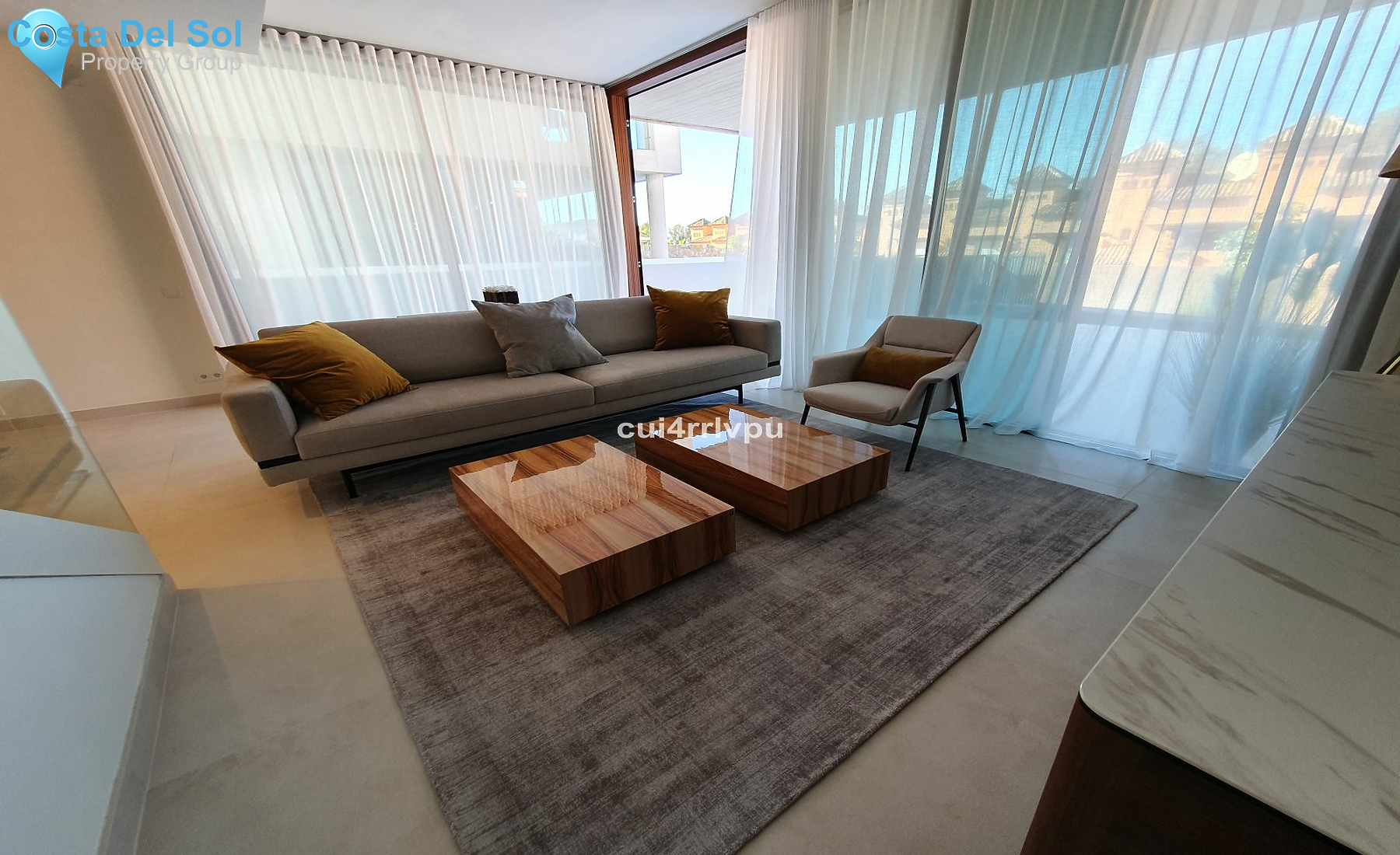 Semi-Detached House in The Golden Mile-1175390