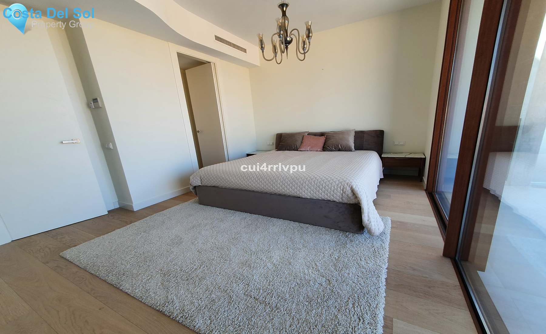 Semi-Detached House in The Golden Mile-1175391