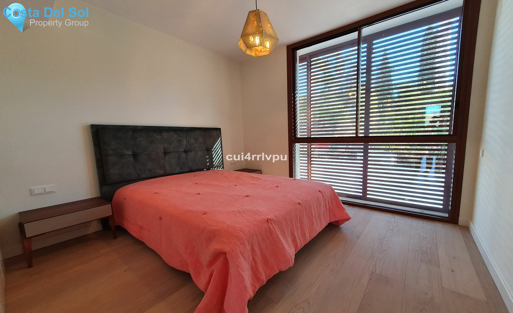 Semi-Detached House in The Golden Mile-1175393